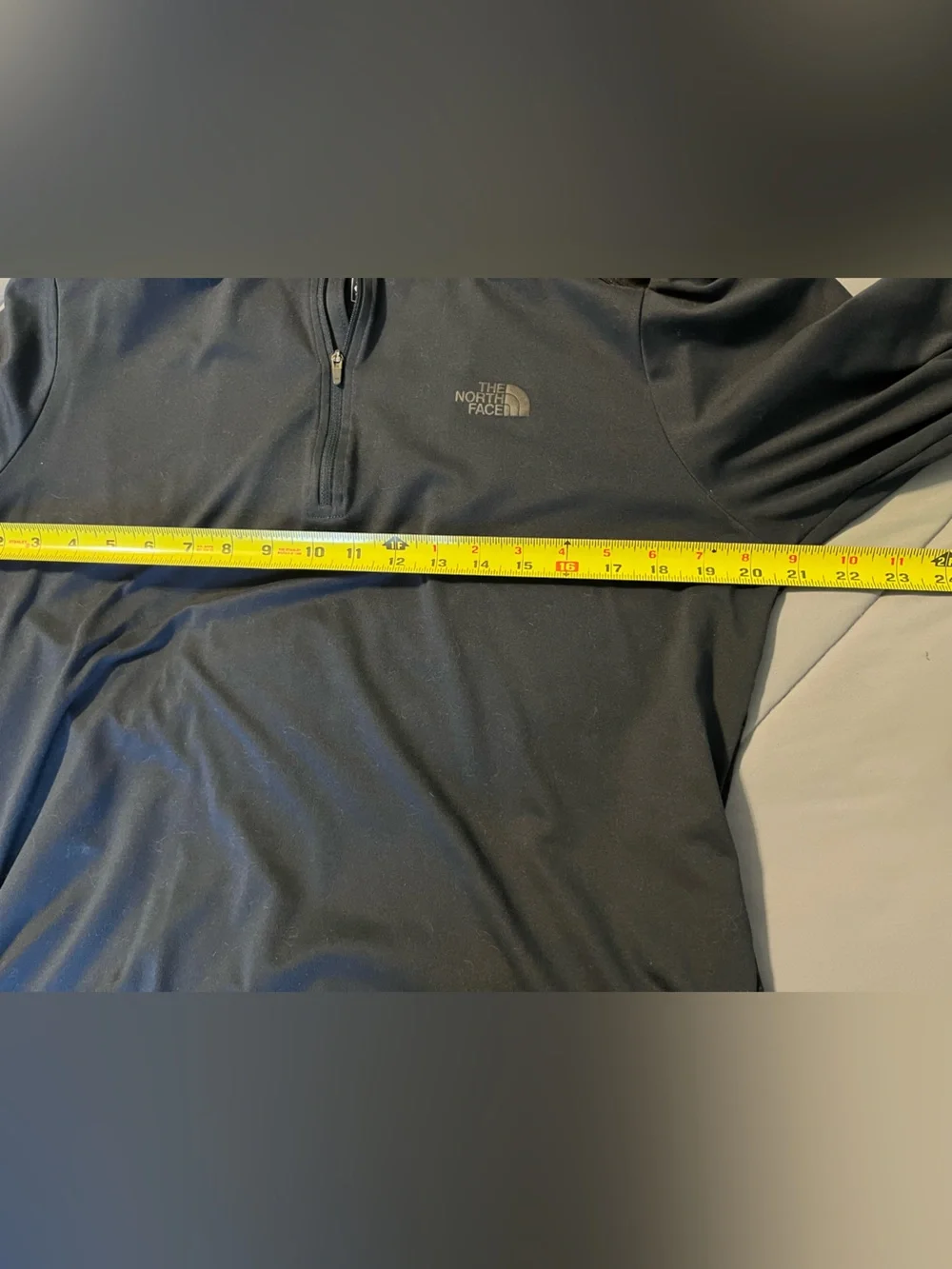 The North Face Men’s Large Long sleeve flash dry xd shirt lightweight 1/4 zip